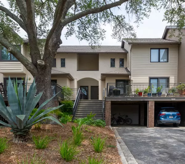 1919 Marsh Oak Ln, Seabrook Island, SC 29455
