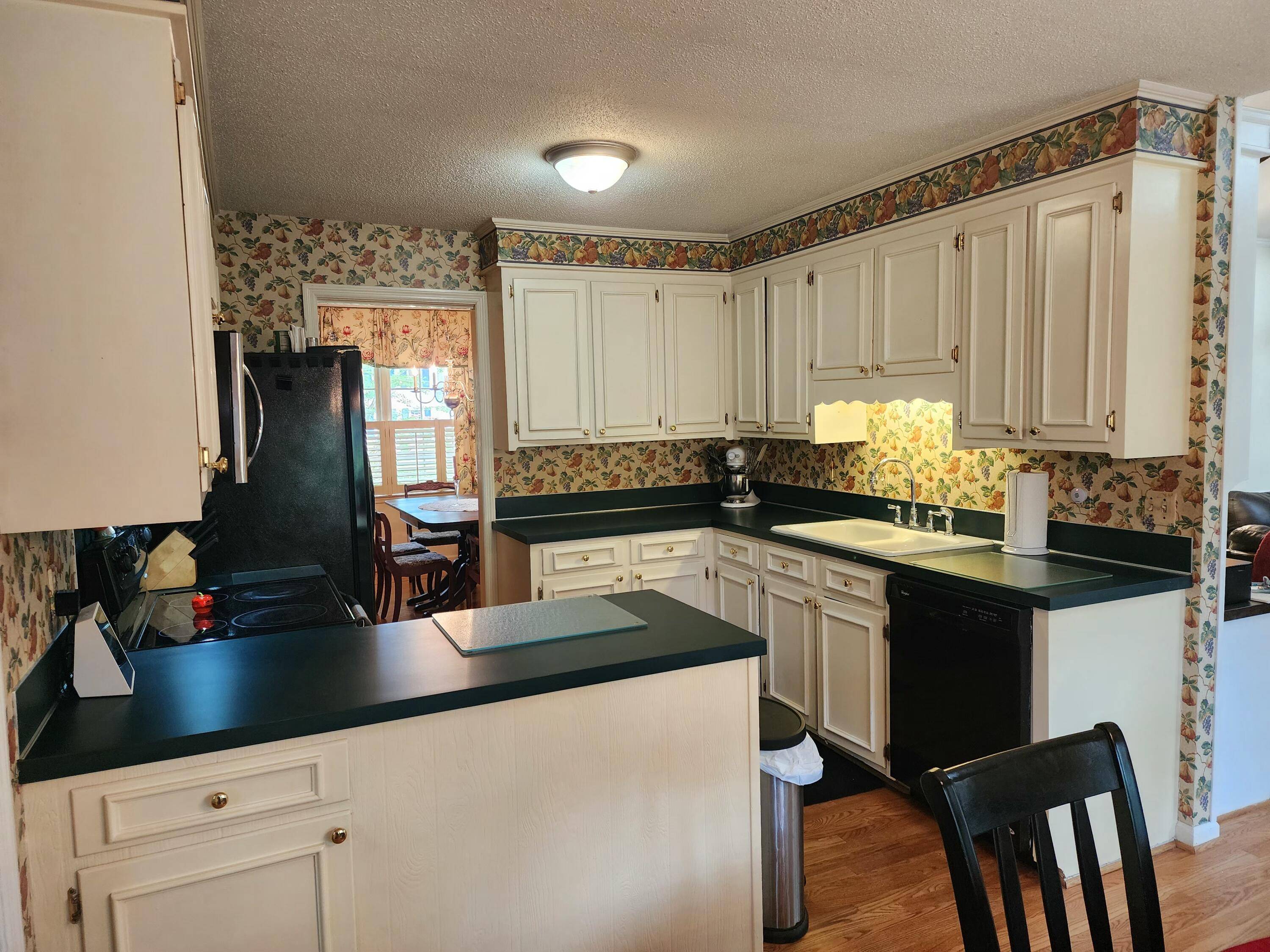 Charleston, SC 29407,1389 Parkshore Dr