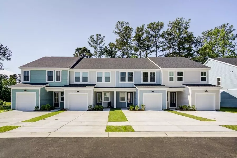 121 Marigny St #Live Oak, Moncks Corner, SC 29461