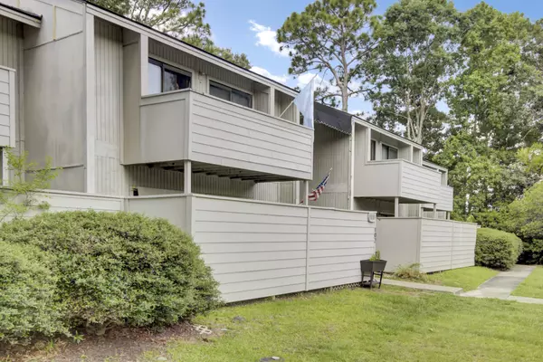 103 Greencastle Dr, Goose Creek, SC 29445