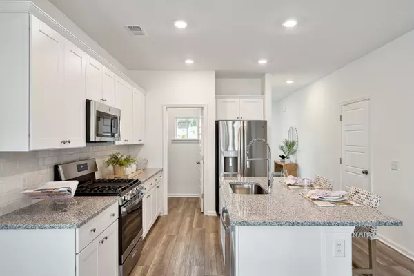 Summerville, SC 29485,1044 Scotch Bonnet Way
