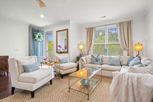 Mount Pleasant, SC 29466,1582 Prince Edward St