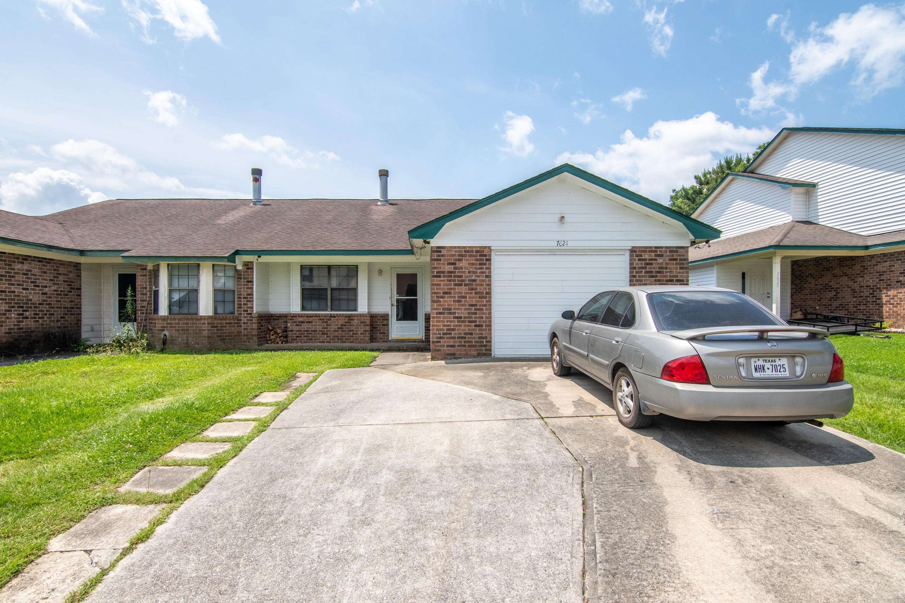 7621 Oldridge Rd, North Charleston, SC 29418