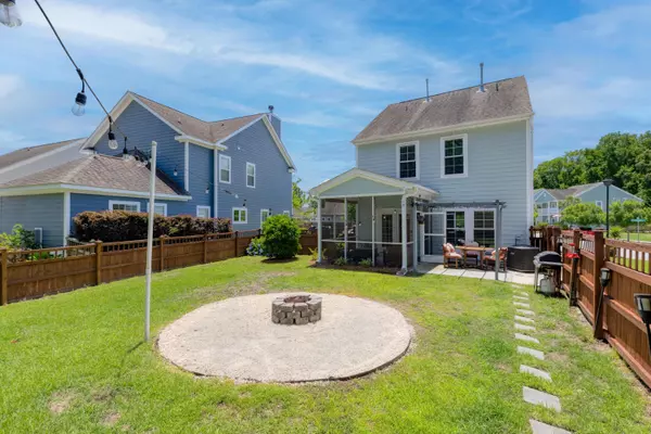 Johns Island, SC 29455,1666 Sparkleberry Ln