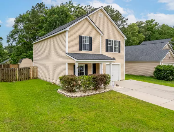 Summerville, SC 29483,117 Ducane St