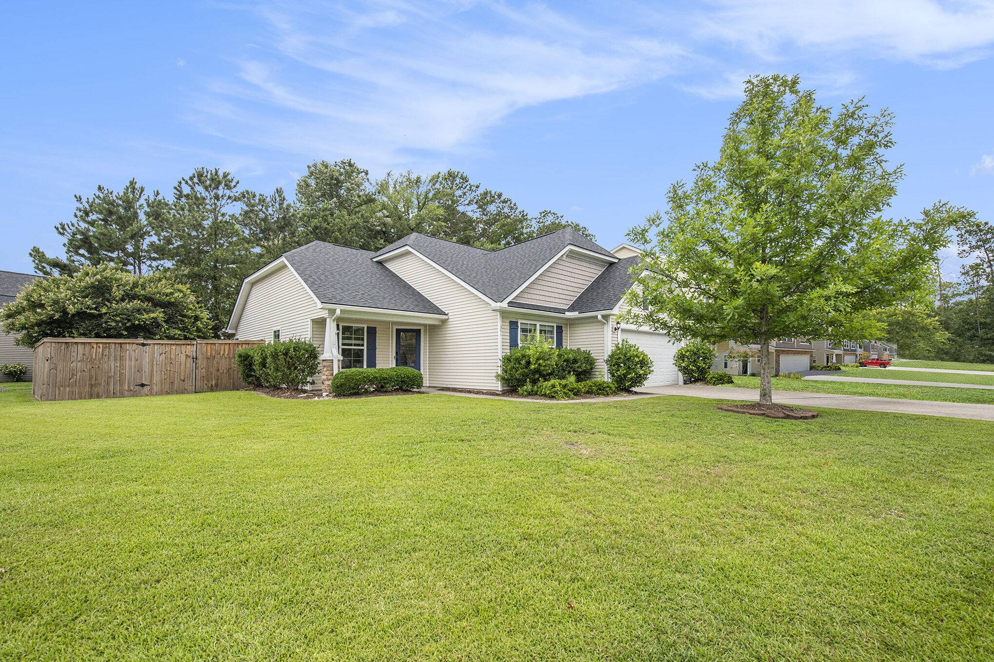341 Drayton Place Drive Dr, Moncks Corner, SC 29461