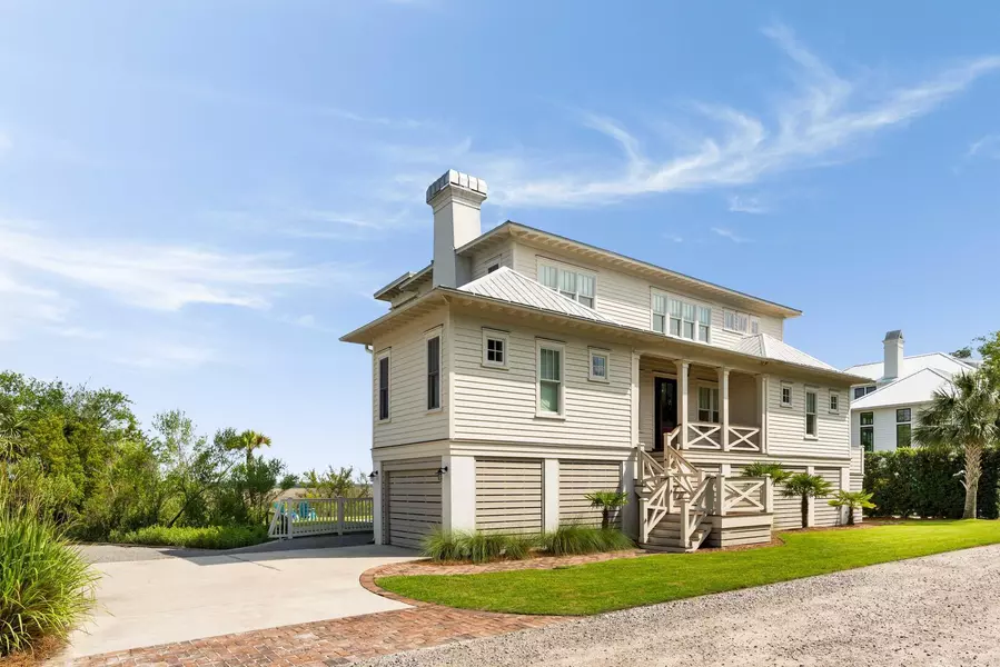 2618 Raven Dr, Sullivans Island, SC 29482