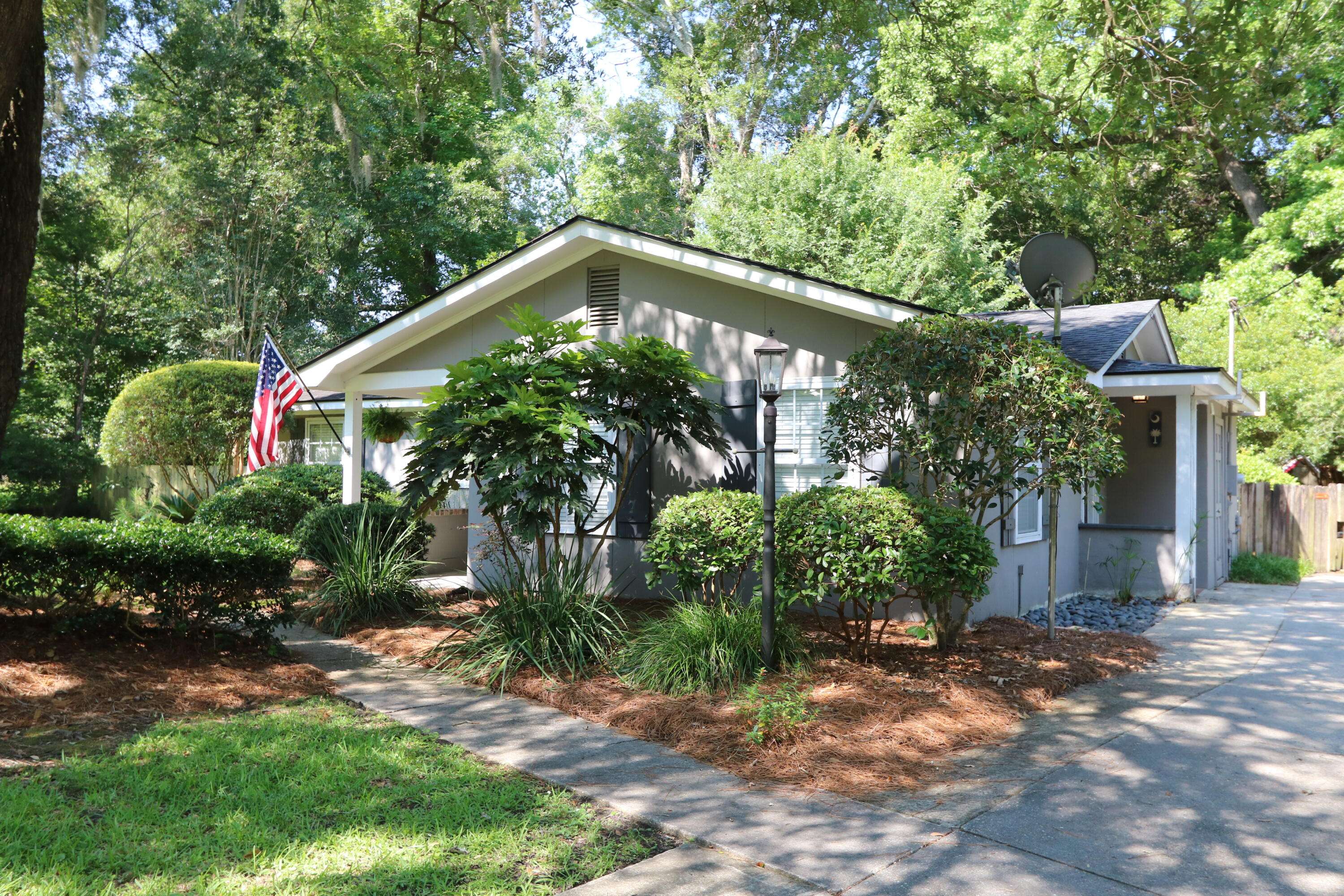 Charleston, SC 29412,963 Yorktown Dr