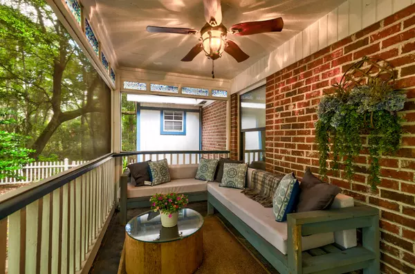 Mcclellanville, SC 29458,1384 Tibwin Rd