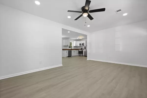 Walterboro, SC 29488,267 Industrial Rd