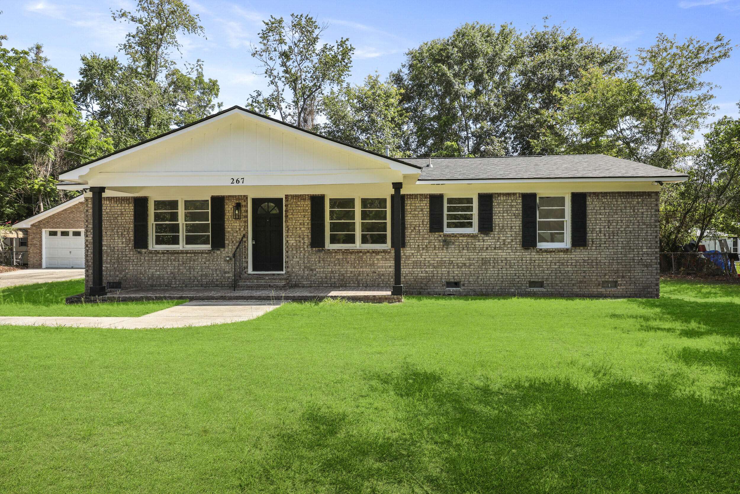 267 Industrial Rd, Walterboro, SC 29488