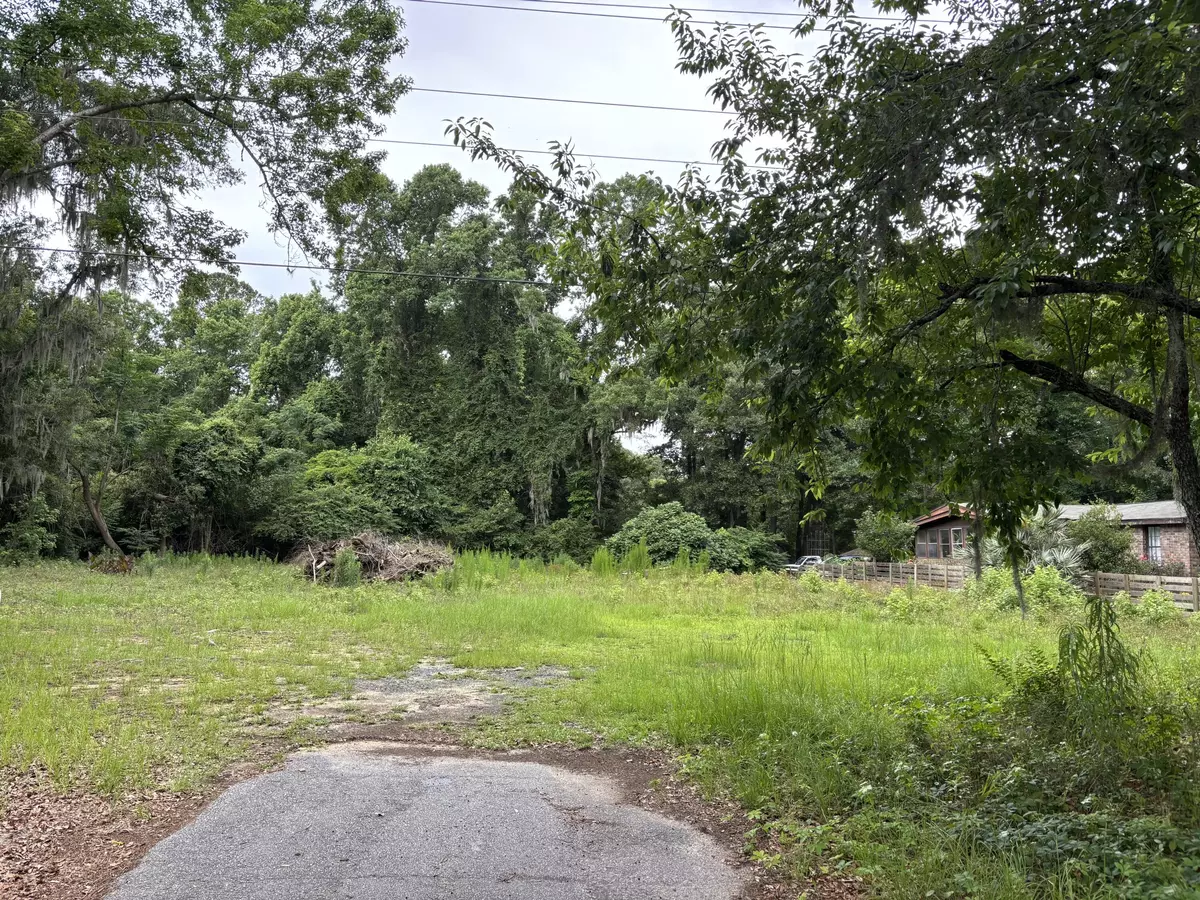 Johns Island, SC 29455,2426 River Rd