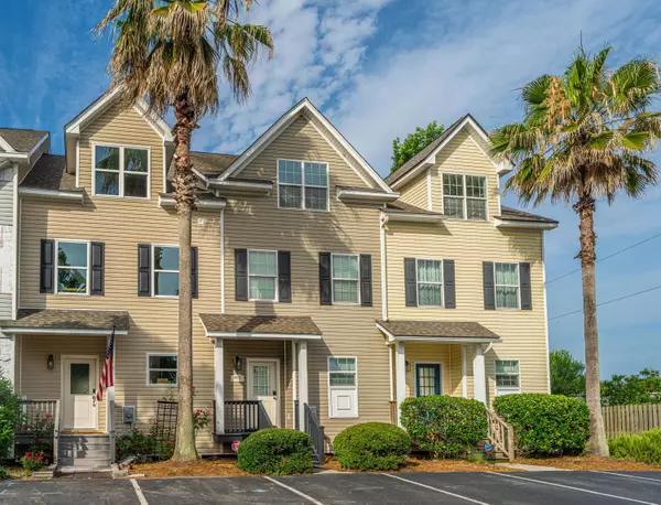 4991 Lake Palmetto Ln, North Charleston, SC 29418