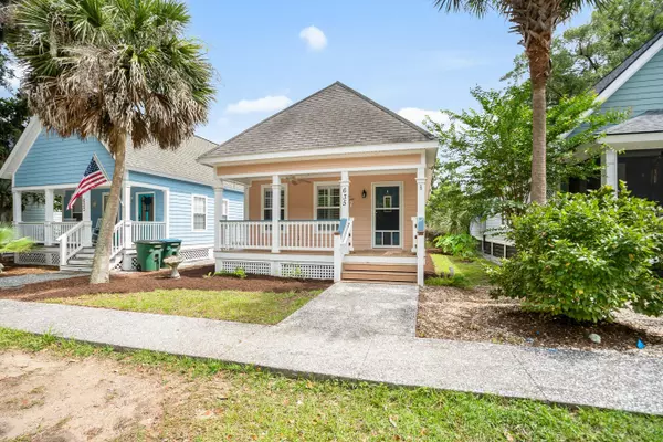 Port Royal, SC 29935,635 16th St