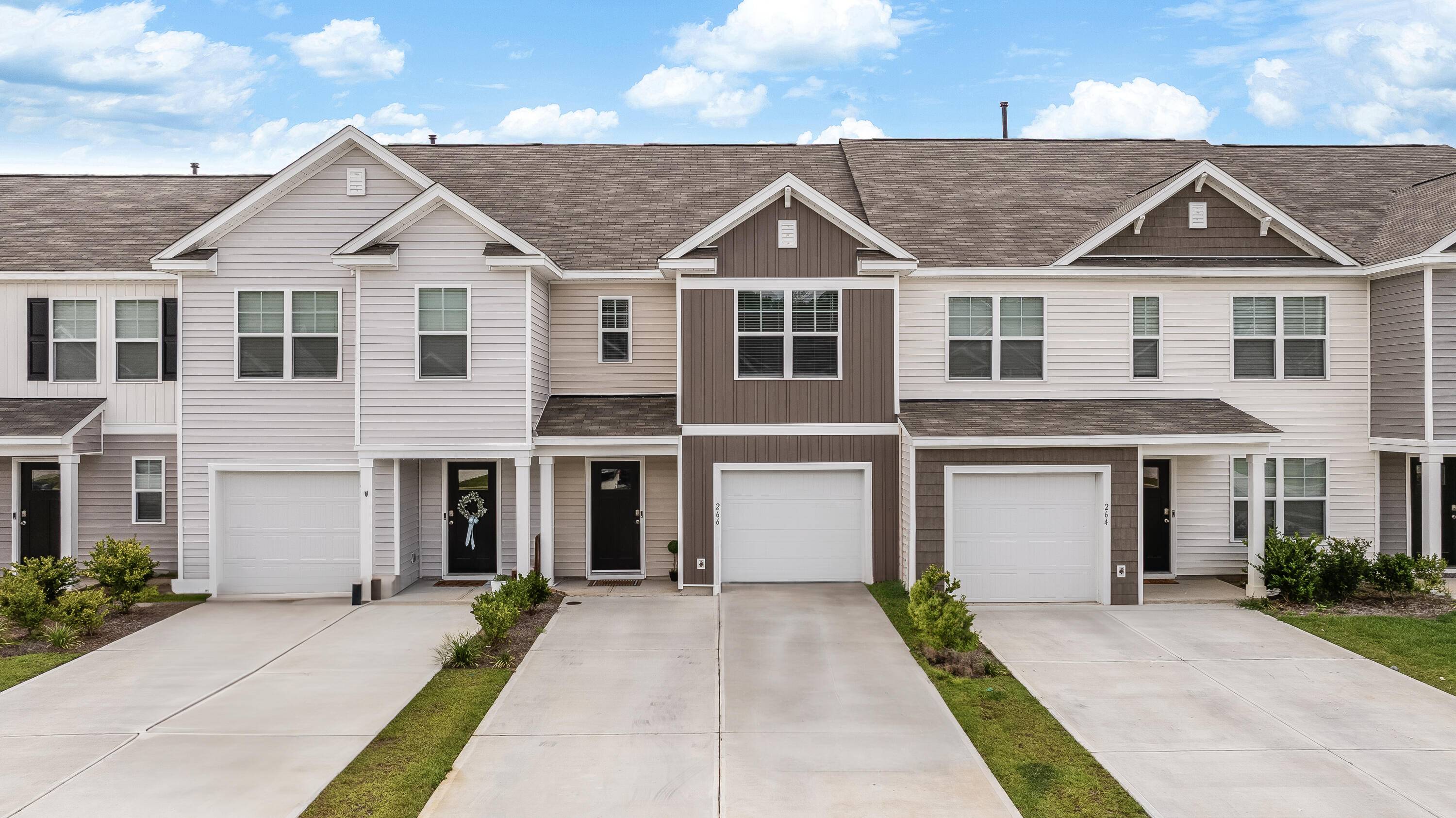 266 Ivory Shadow Rd, Summerville, SC 29486