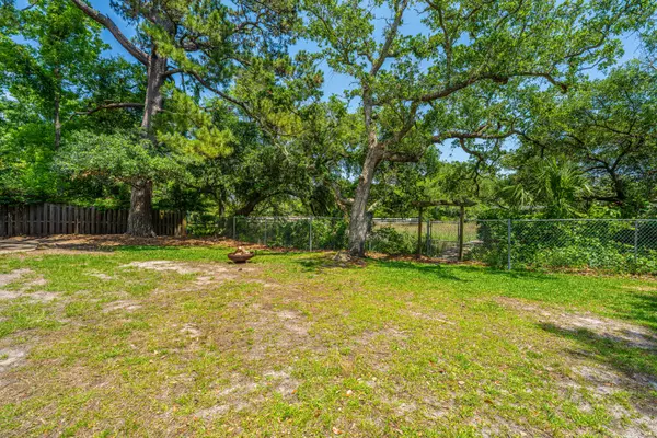 Charleston, SC 29407,130 Chadwick Dr Dr