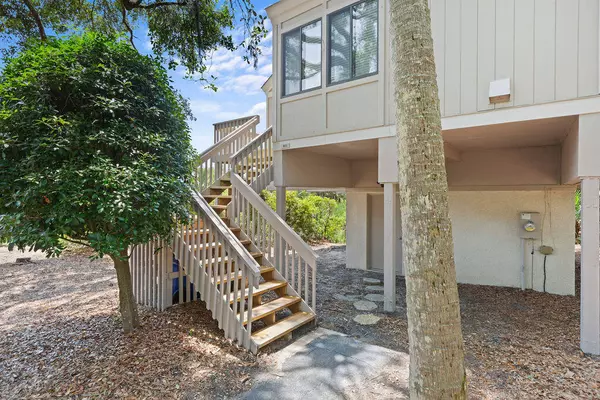 Seabrook Island, SC 29455,811 Treeloft Trce