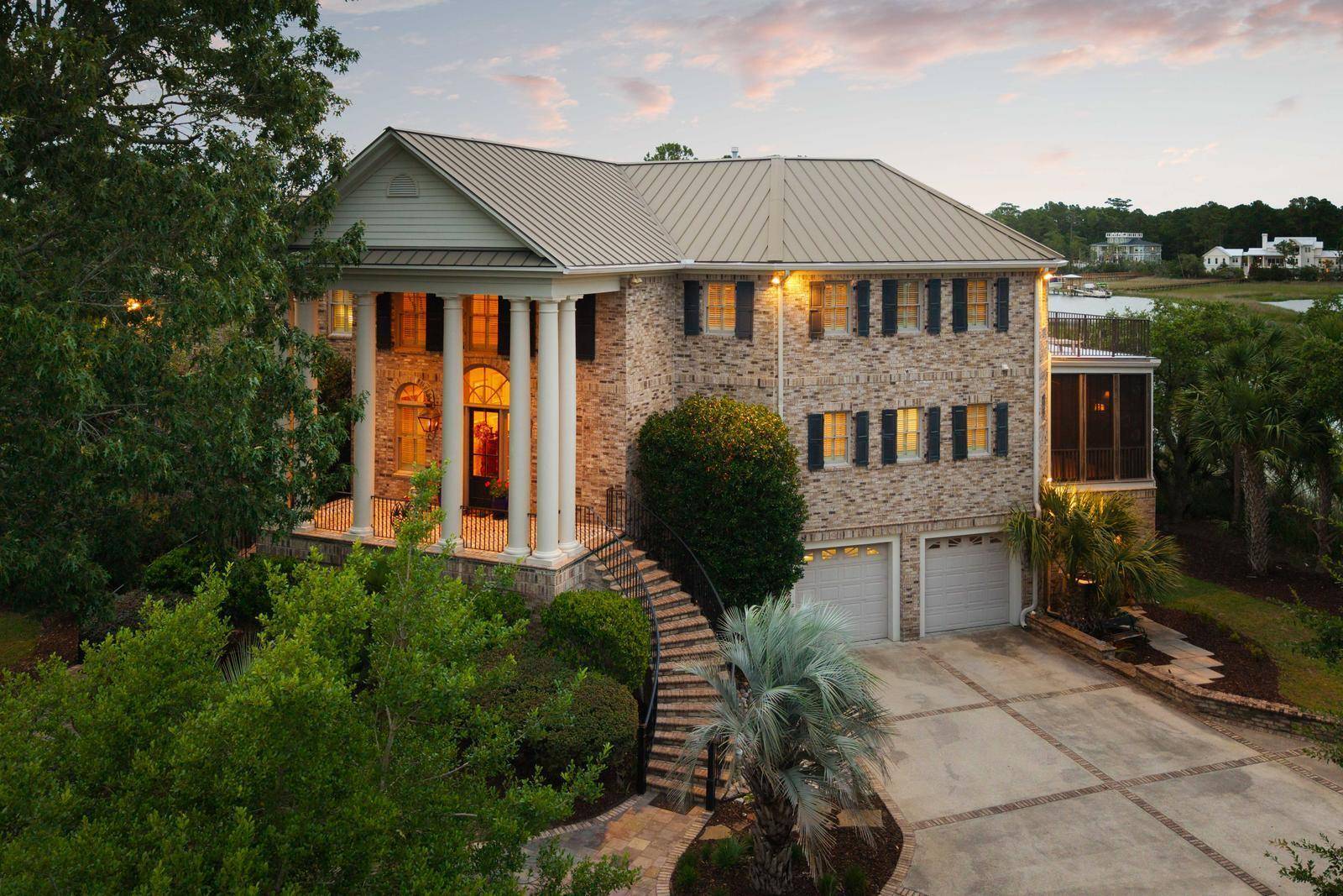 2834 Parkers Landing Rd, Mount Pleasant, SC 29466