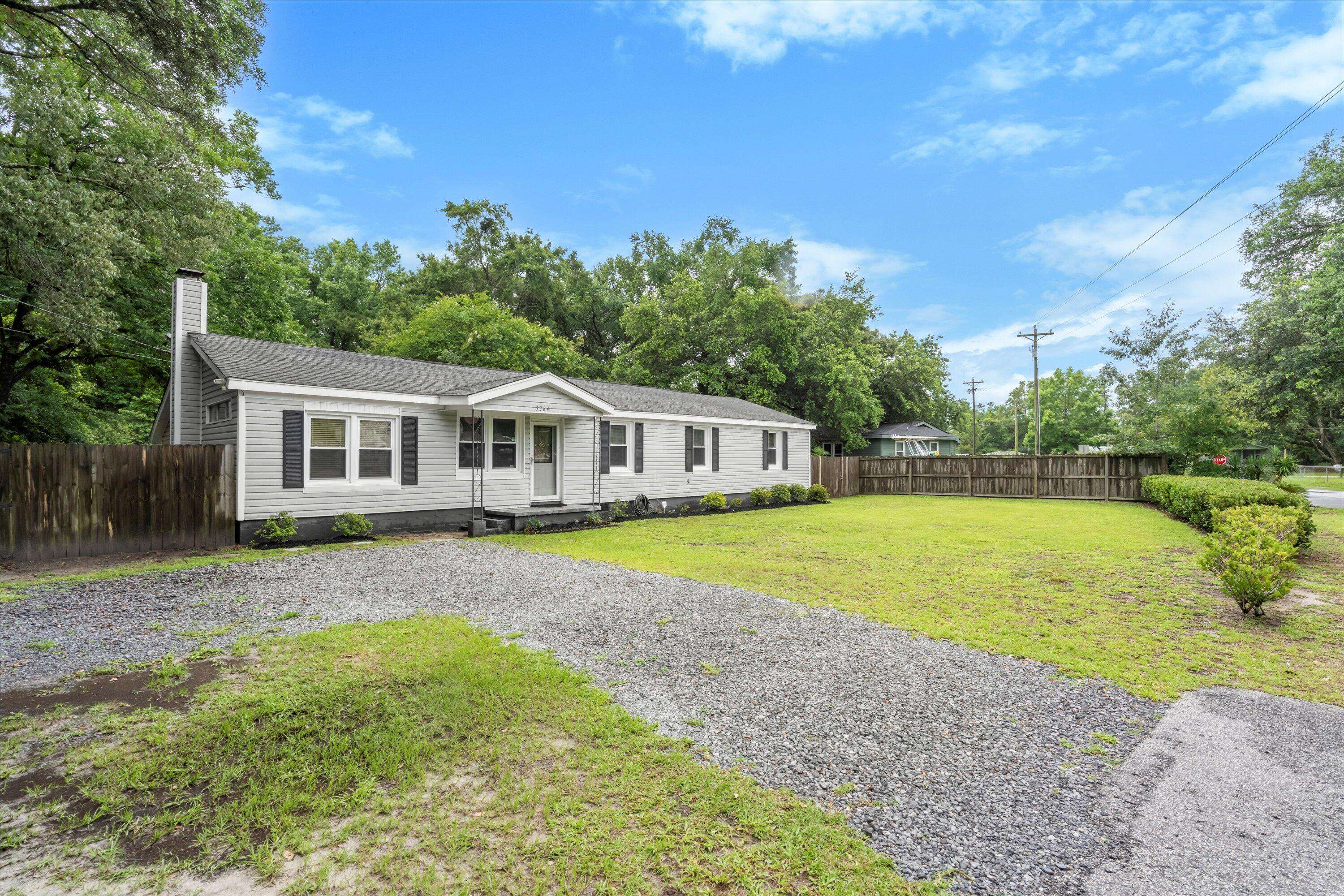 3284 Sassy Dr, Johns Island, SC 29455