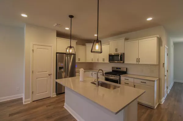 Charleston, SC 29407,2234 Henry Tecklenburg Dr