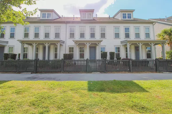 2234 Henry Tecklenburg Dr, Charleston, SC 29407