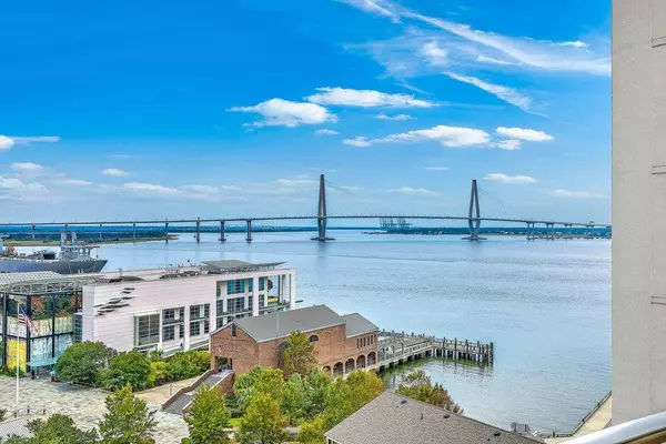 330 Concord St #12c,  Charleston,  SC 29401
