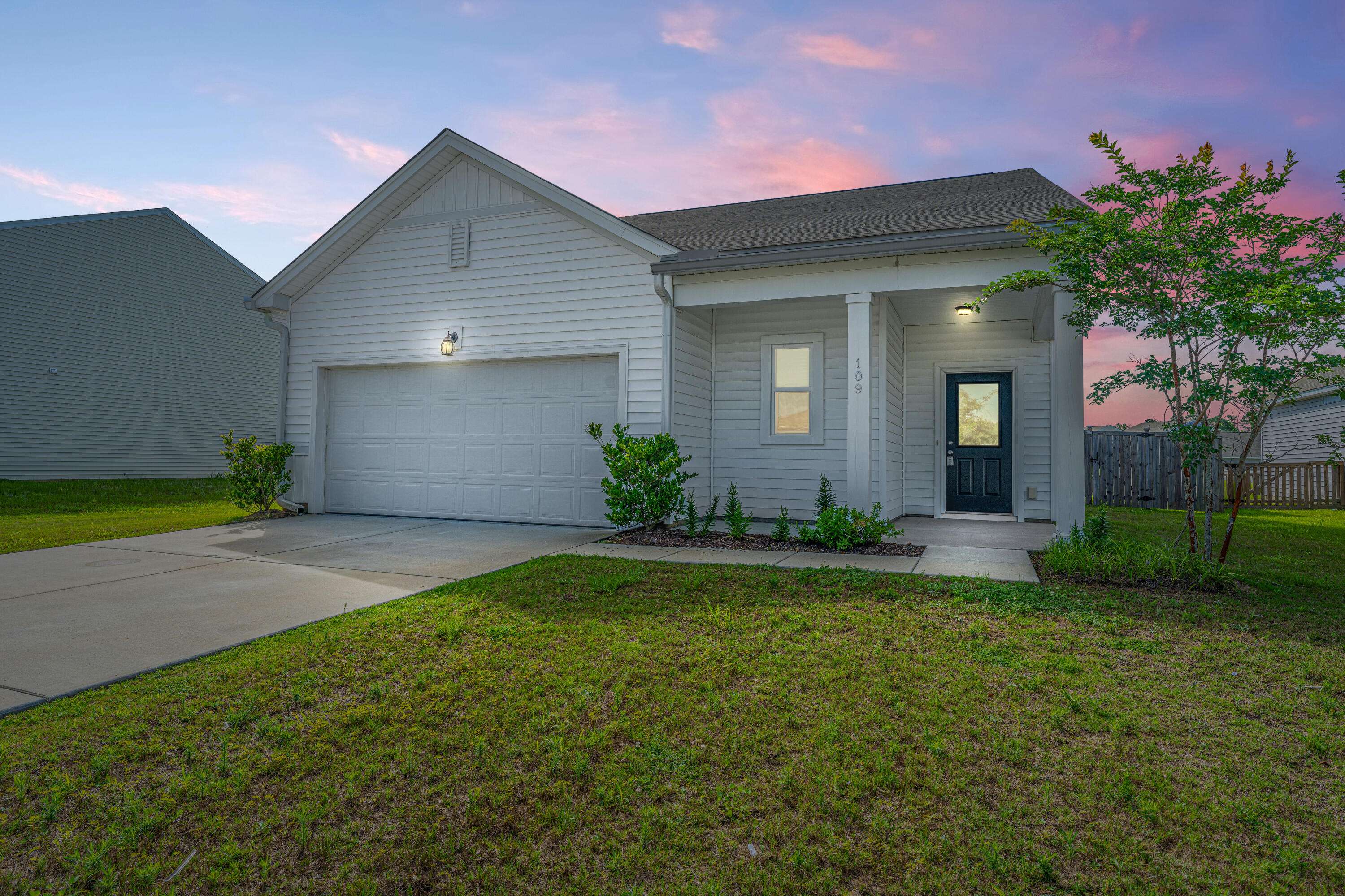 109 Lyra Ln, Summerville, SC 29486