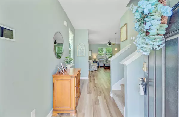 Ladson, SC 29456,9808 Wooden Pestle Way