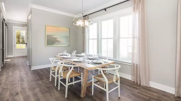 Summerville, SC 29486,305 Archar St