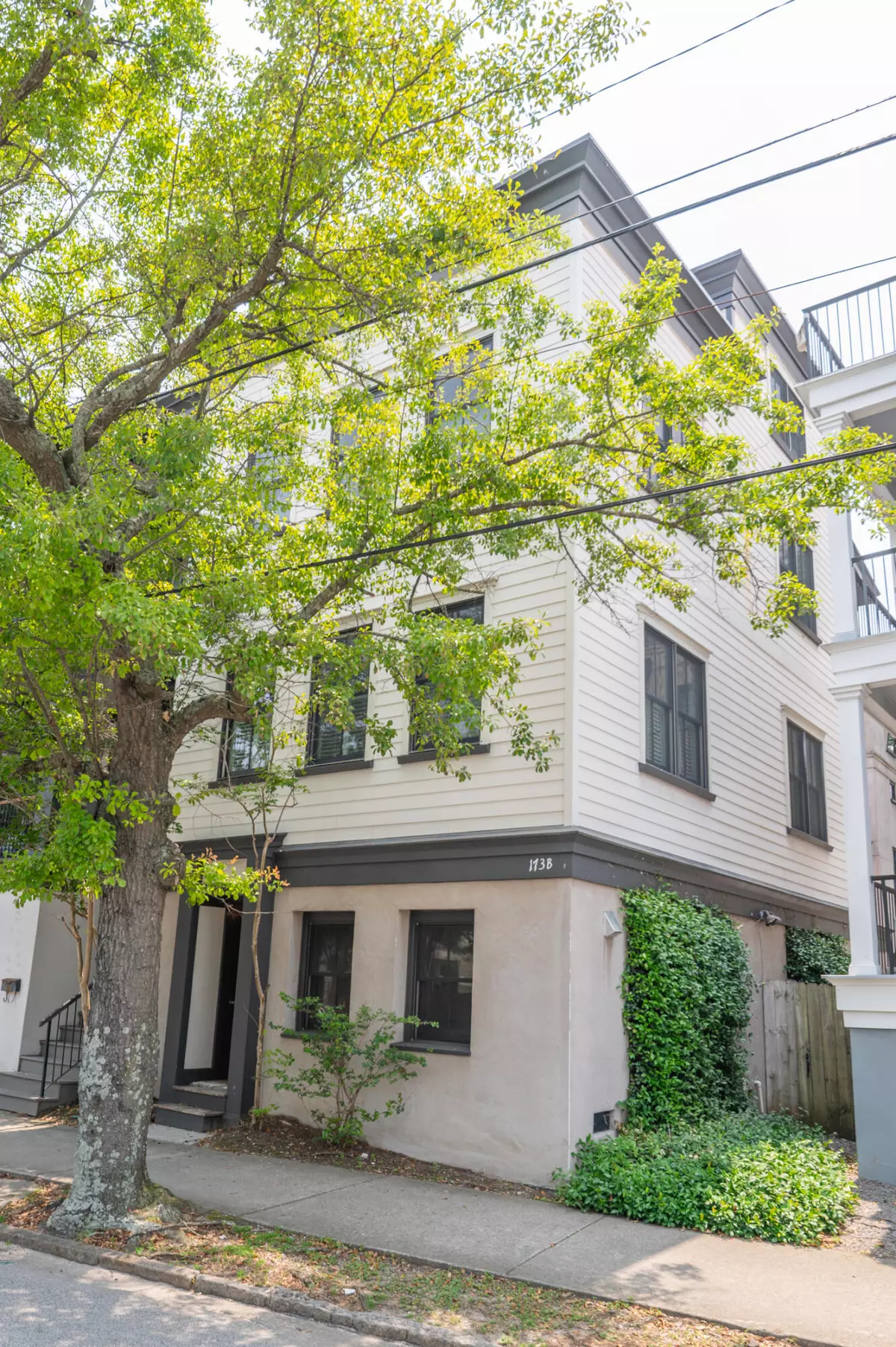 Charleston, SC 29403,173 Coming St #B