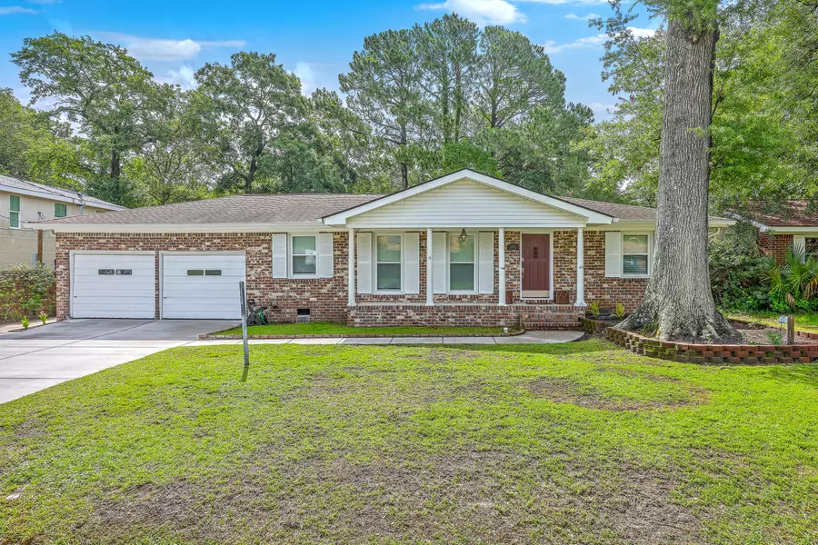 2075 Vestry Dr, Charleston, SC 29414