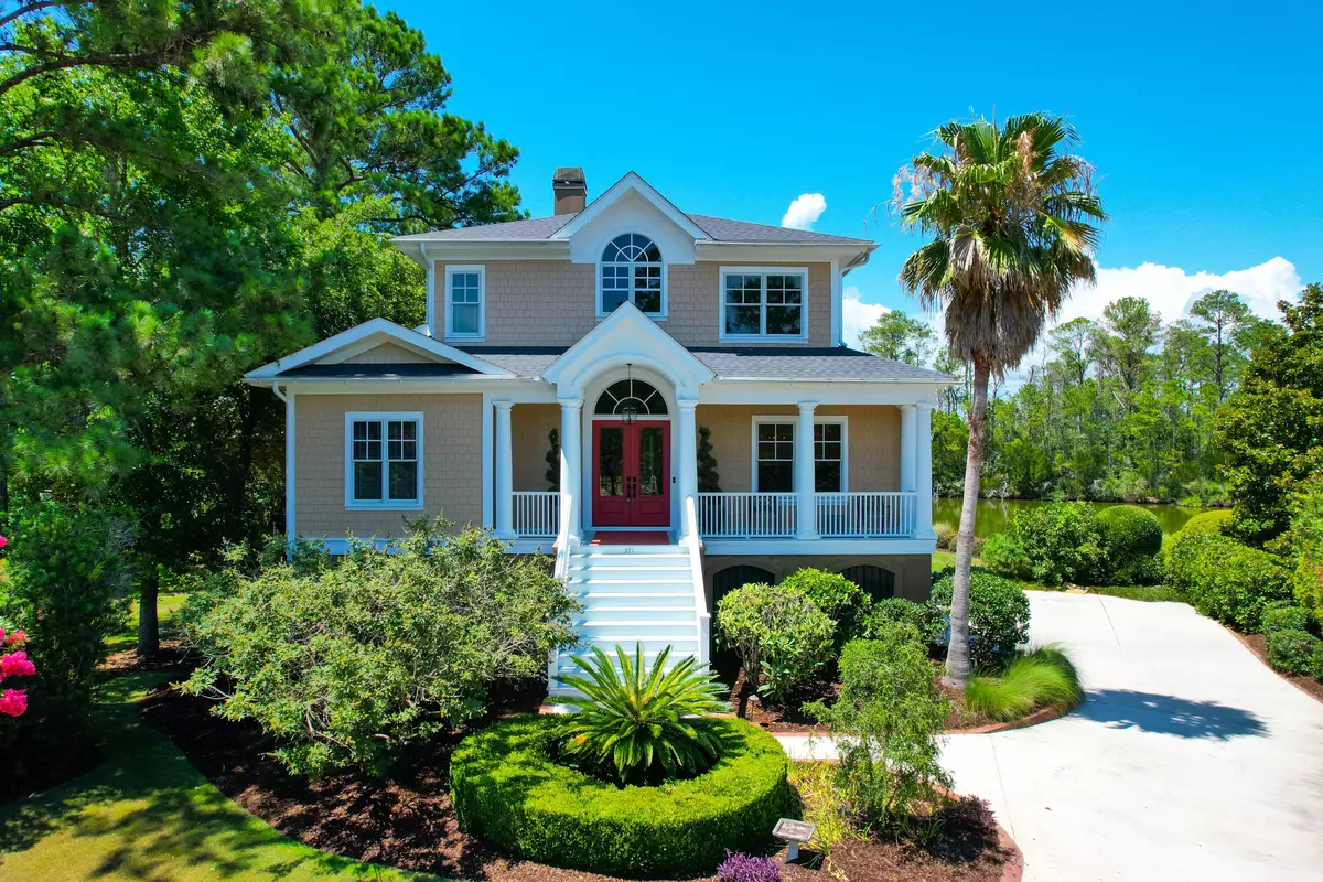 Mount Pleasant, SC 29464,391 Evian Way