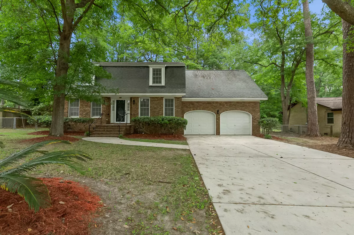 Summerville, SC 29485,105 Spring St