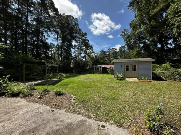 Walterboro, SC 29488,409 Azalea Dr
