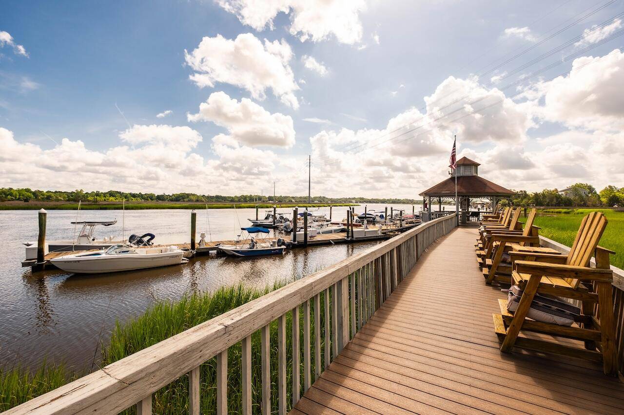 2329 Tall Sail Dr #704d, Charleston, SC 29414