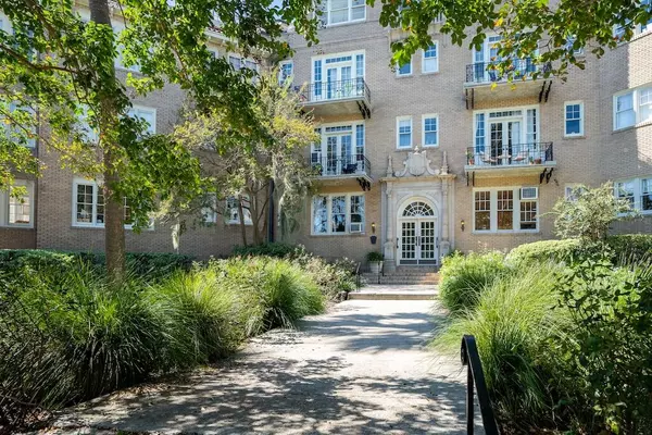 Charleston, SC 29401,63 Rutledge Ave #8