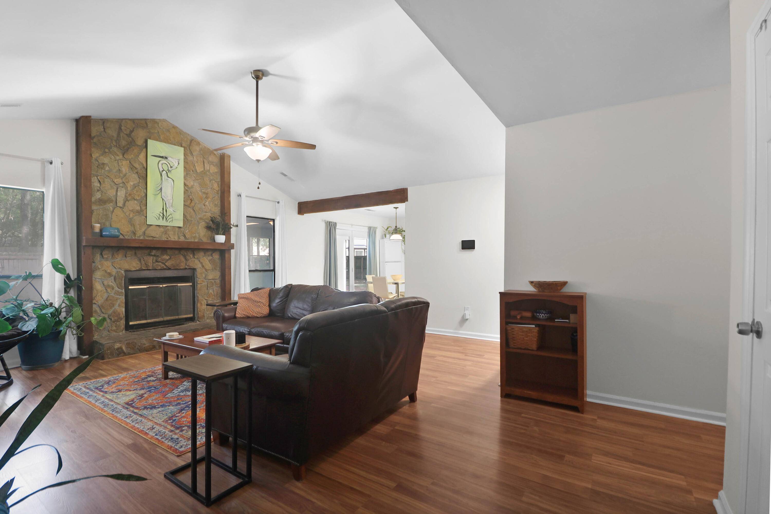 North Charleston, SC 29420,2831 Chicopee Dr