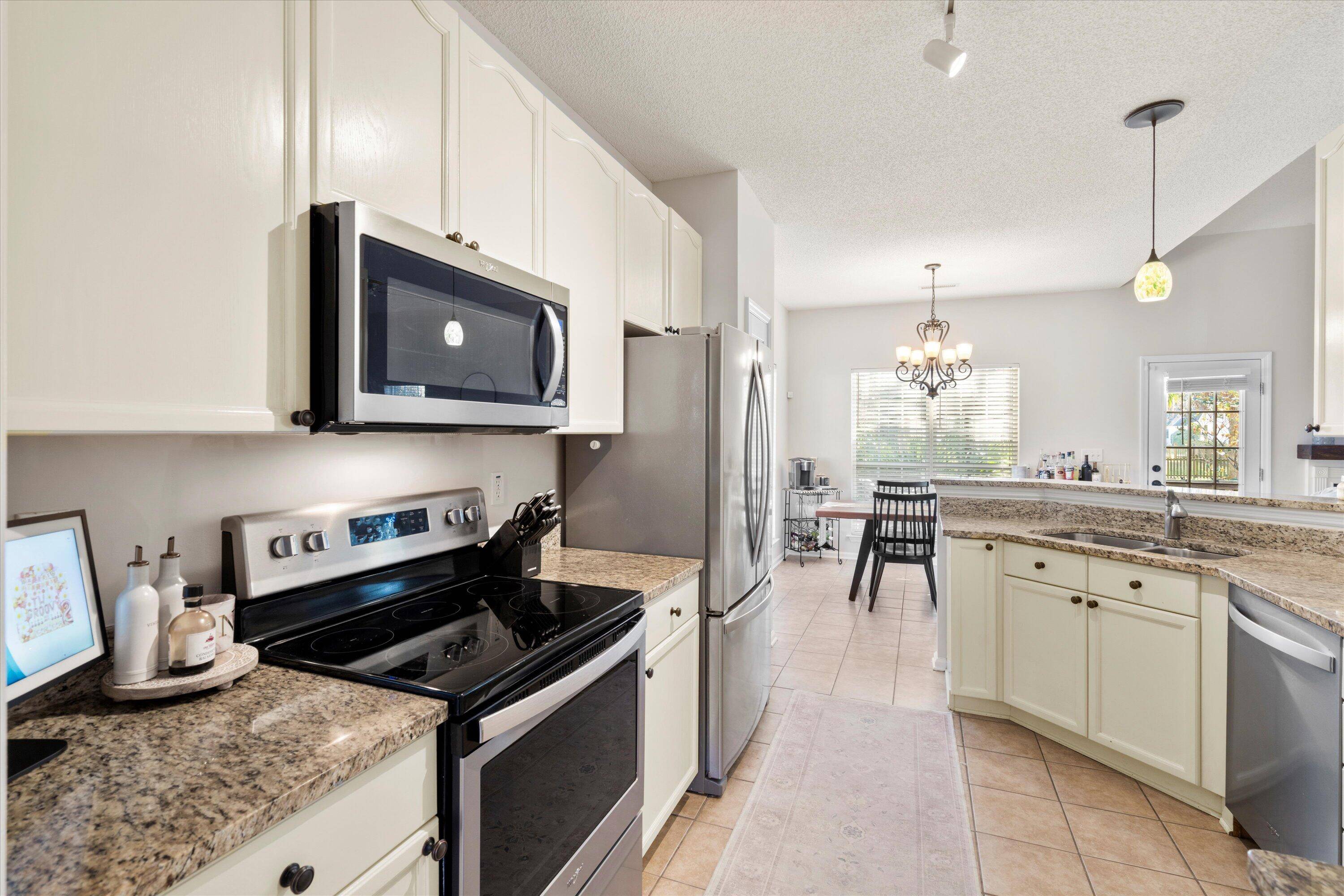 Mount Pleasant, SC 29466,2050 S Smokerise Way