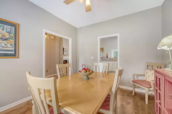 Summerville, SC 29485,801 Long Drive Rd