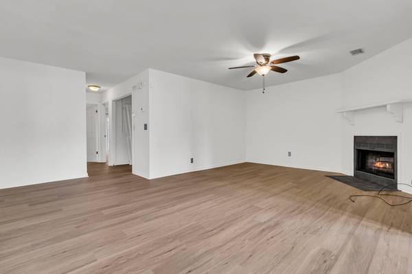 Goose Creek, SC 29445,902 Greenmeadow Dr