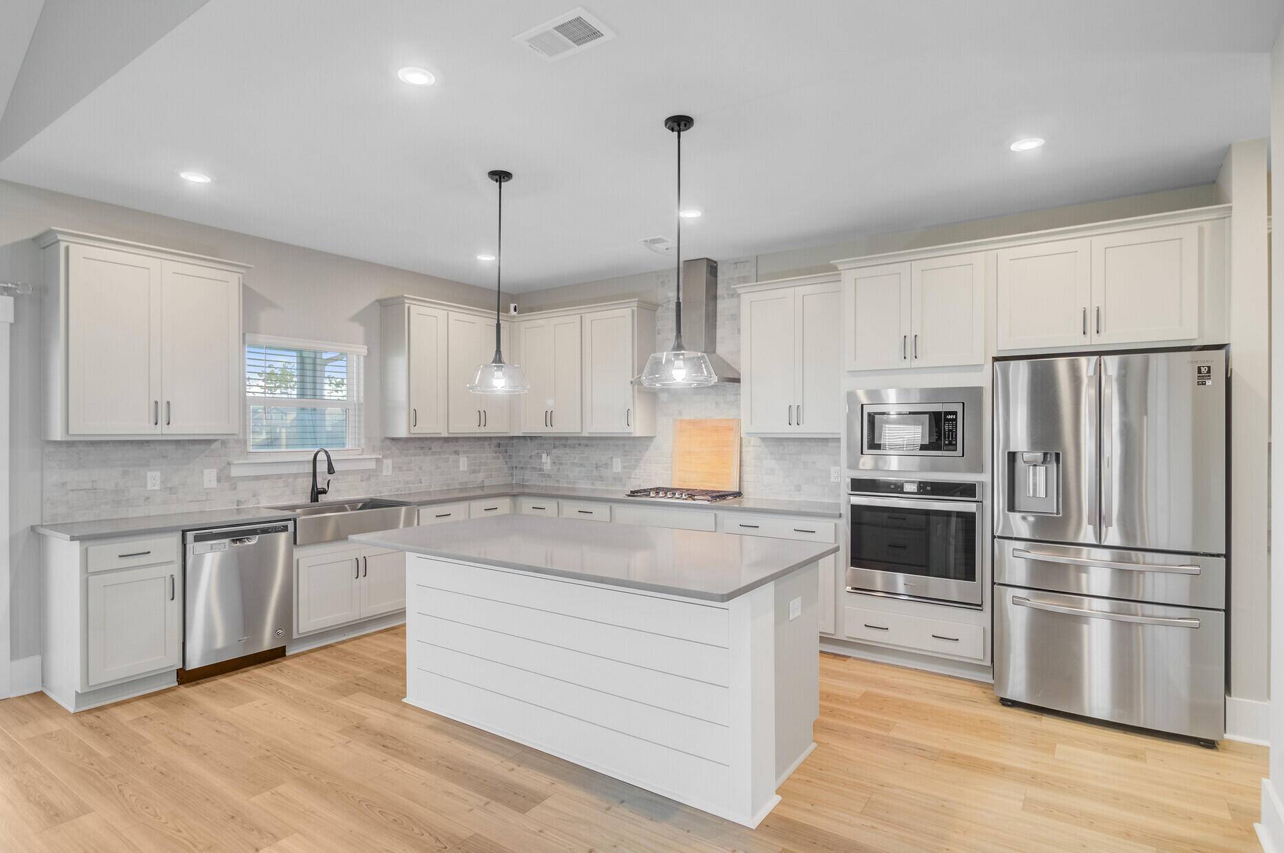 Summerville, SC 29486,240 Lucca Dr