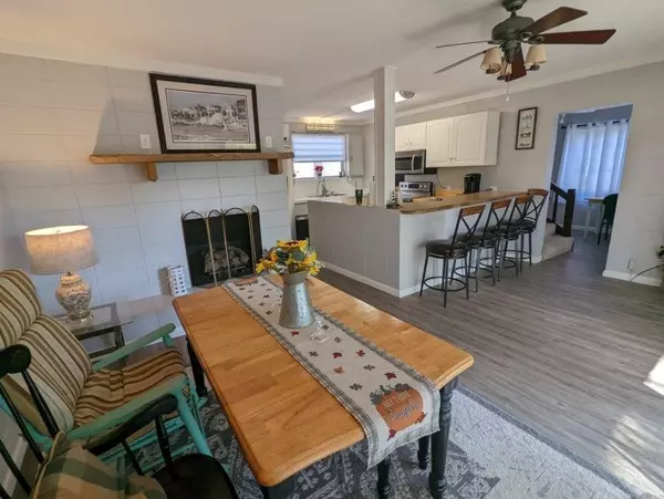 Bonneau, SC 29431,102 Webb St