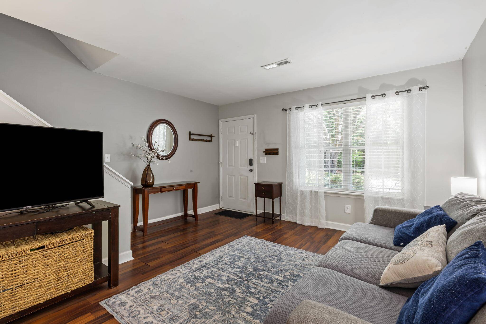Charleston, SC 29407,507 Stinson Dr #E8
