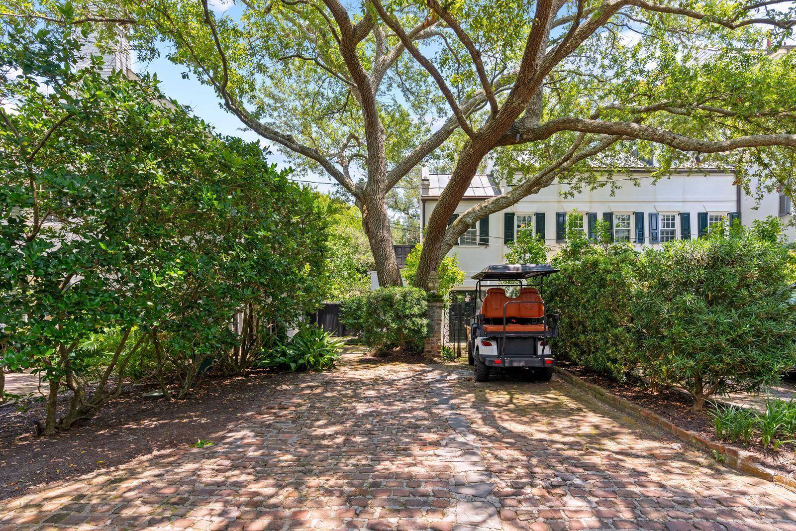Charleston, SC 29401,22 Lamboll St #C