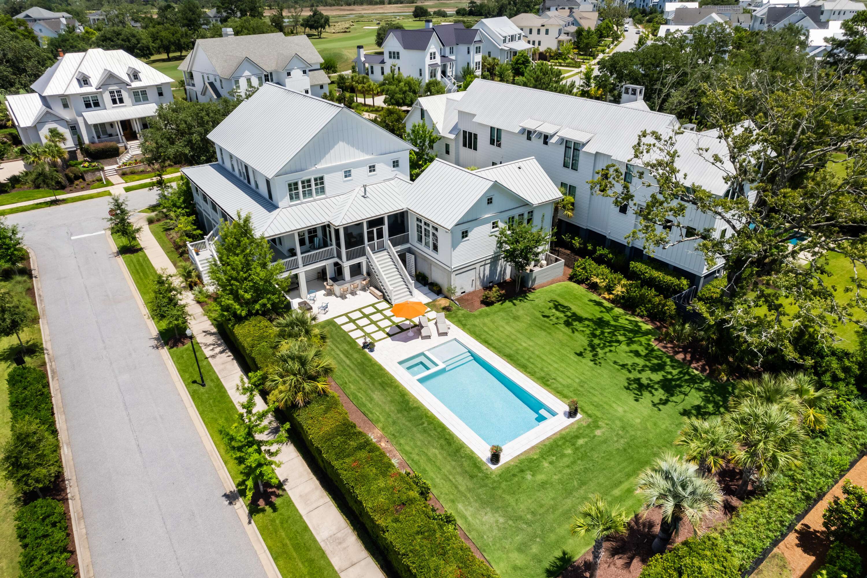 Daniel Island, SC 29492,566 Wading Pl