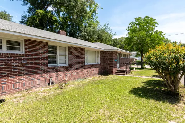 Mount Pleasant, SC 29464,320 Morrison Street