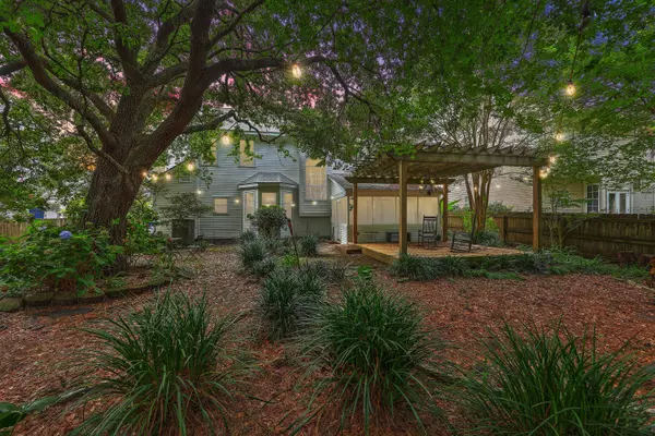 Mount Pleasant, SC 29464,1972 Gray Battery Ct