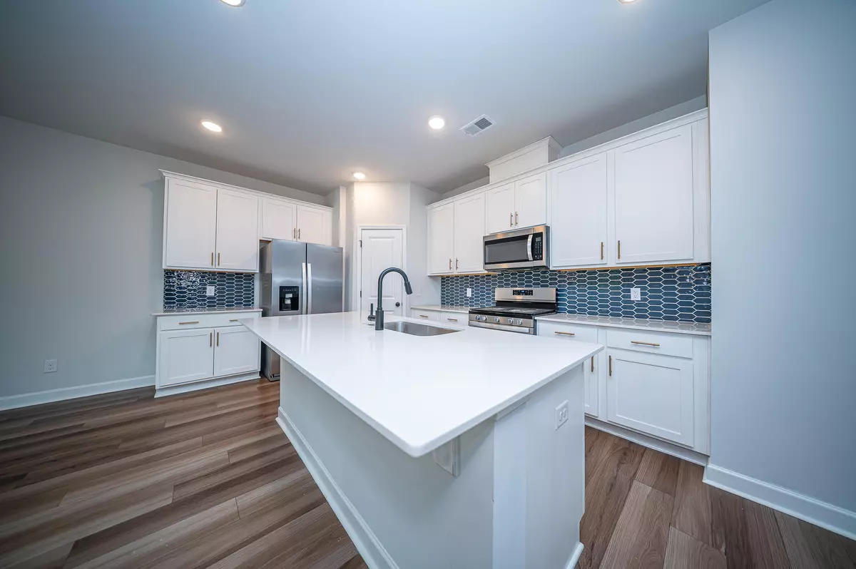 Summerville, SC 29486,247 Lucca Dr