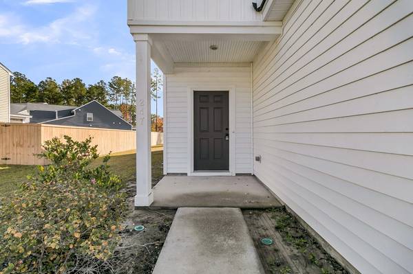 247 Lucca Dr, Summerville, SC 29486