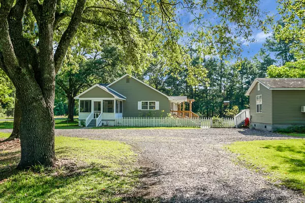 Dorchester, SC 29437,286 Mallard Lake Rd